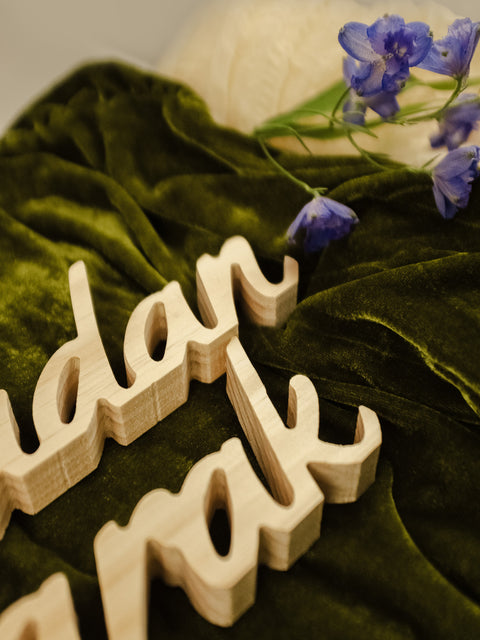 Ramadan Mubarak Script Sign